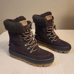 Sperry winter boots dark brown Womens size 6